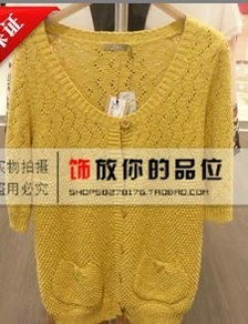 黄衣服搭配什么样的颜色衣服