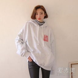 开胸衫卫衣怎么搭配衣服