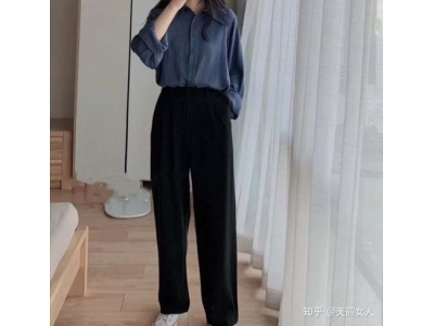 夏天西装直筒裤搭配什么衣服