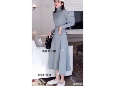 肉色袜子要怎么搭配衣服