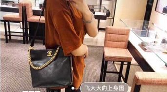 绿色宽头箍如何搭配衣服(绿色阔腿裤配什么颜色